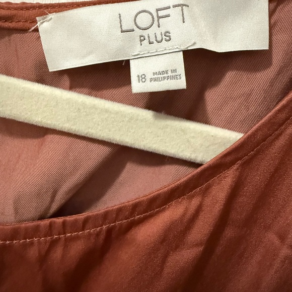 LOFT Plus satin Rust Midi Dress with waist tie size 18 - Picture 3 of 3